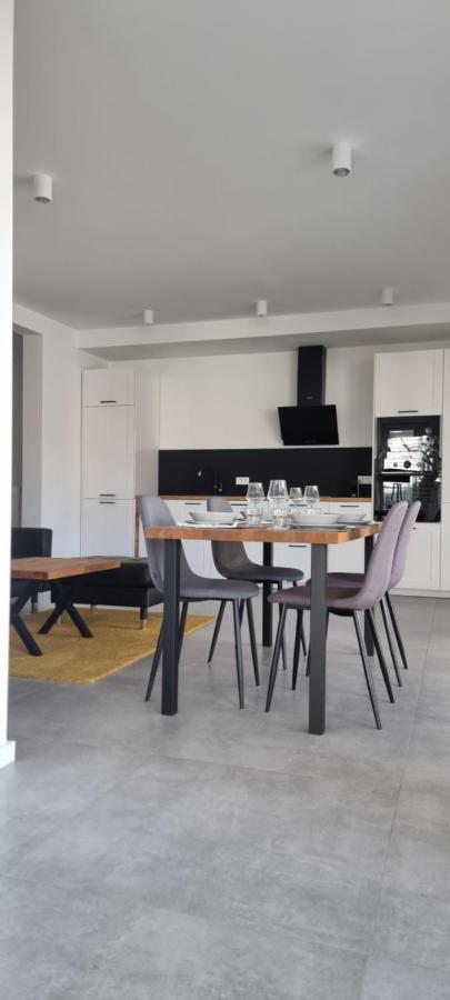 Seabreeze Luxury Apartments Njivice Ngoại thất bức ảnh