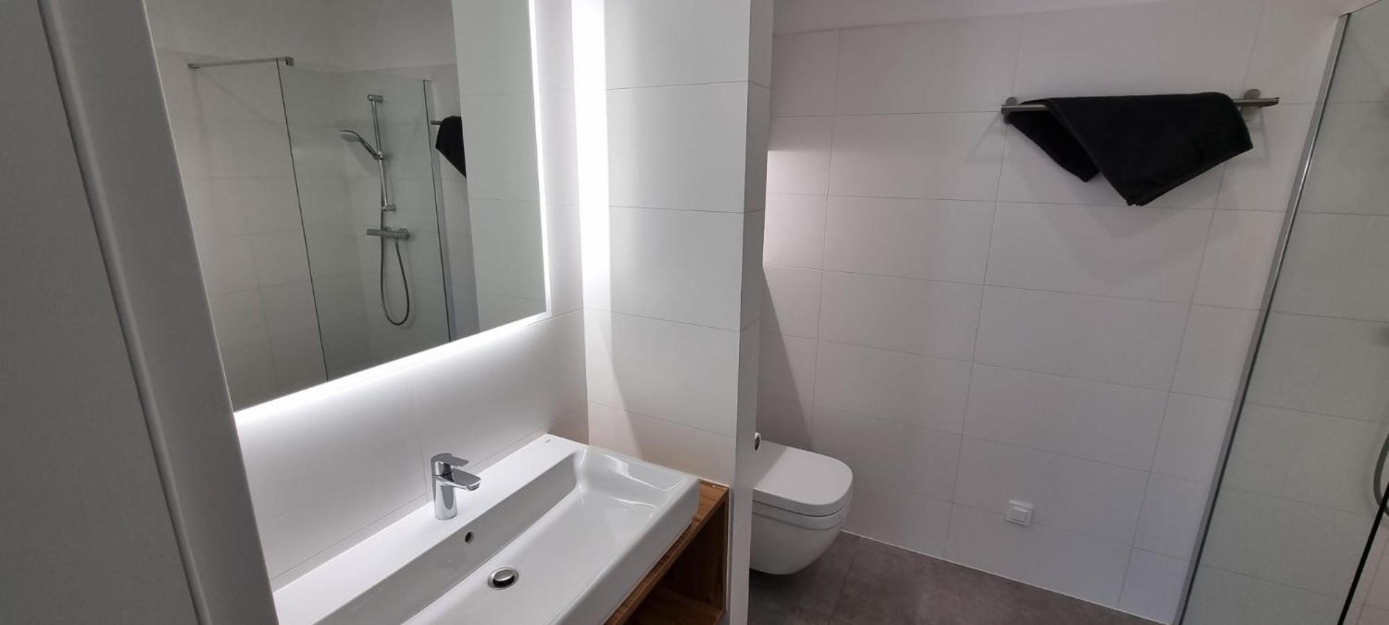 Seabreeze Luxury Apartments Njivice Phòng bức ảnh