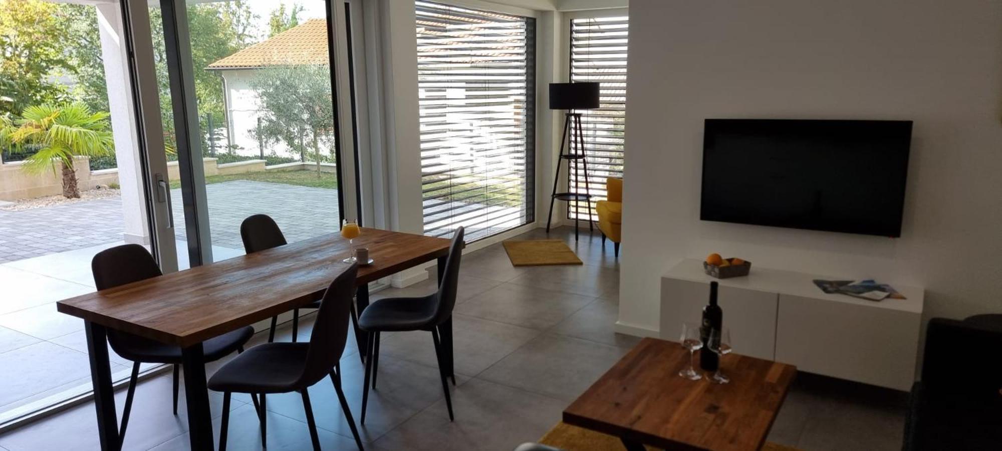 Seabreeze Luxury Apartments Njivice Phòng bức ảnh